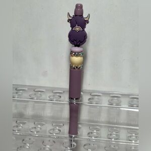 Beadable pen